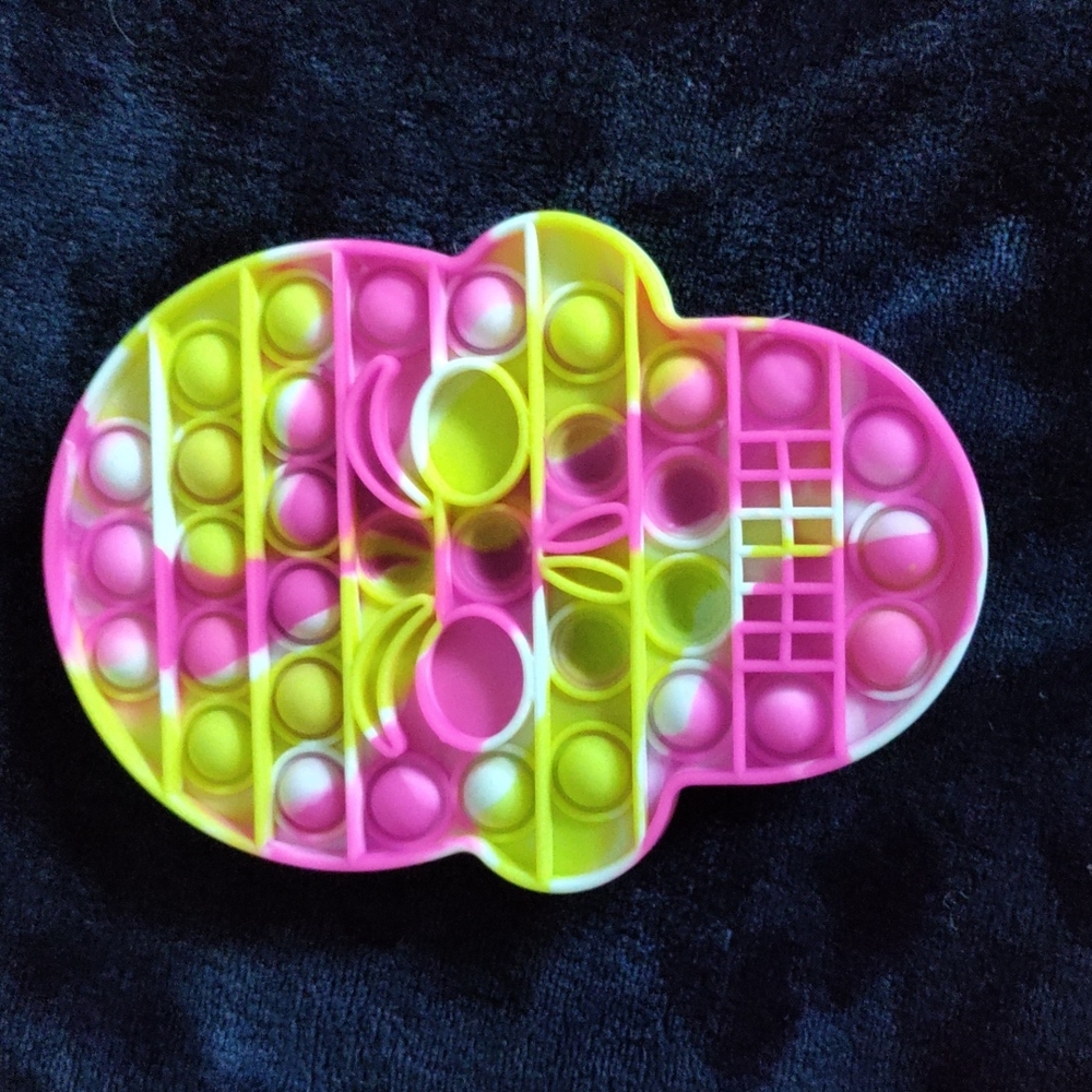 SKULL POPIT FIDGET SENSORY TOY 💀☠️TIE DYE PINK/YELLOW